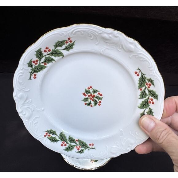 Vintage Royal Kent Christmas Holiday Holly Poland 6 3/4” Bread Plate Set Of 8 - Picture 3 of 8